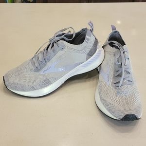 Brooks Bedlam 3 Women's Heather Gray and Purple Running Sneakers Shoes - Size 10